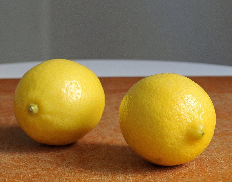 rimedi-gastrite-limone